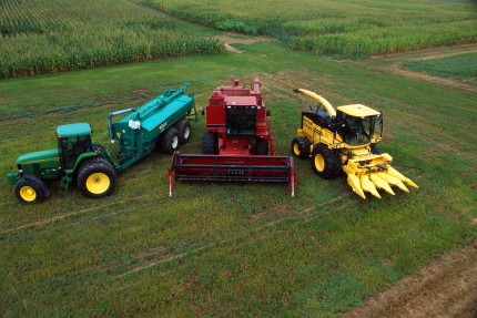پسکجا-تعمیرگاه-ماشین-آلات-کشاورزی-عکس کوچک