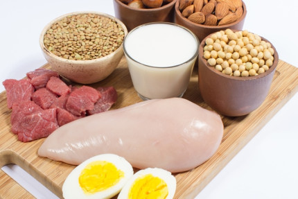 پسکجا-محصولات-گوشتی-و-پروتئینی-مانلی